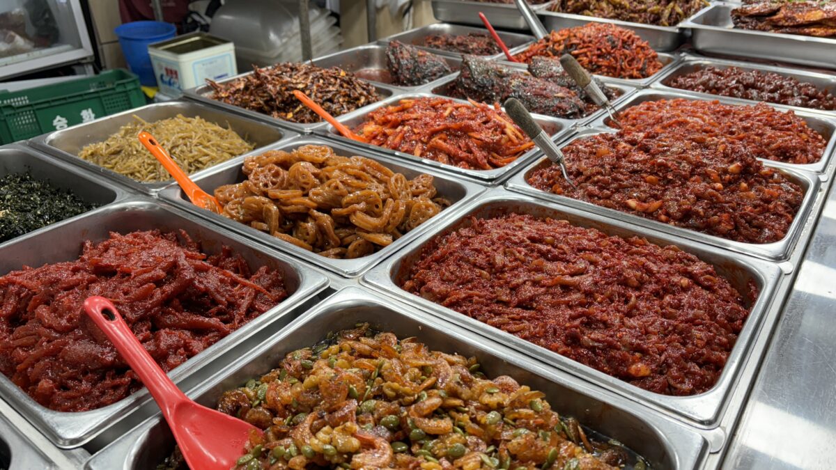 TRADITIONAL MARKET IN KOREA (1)